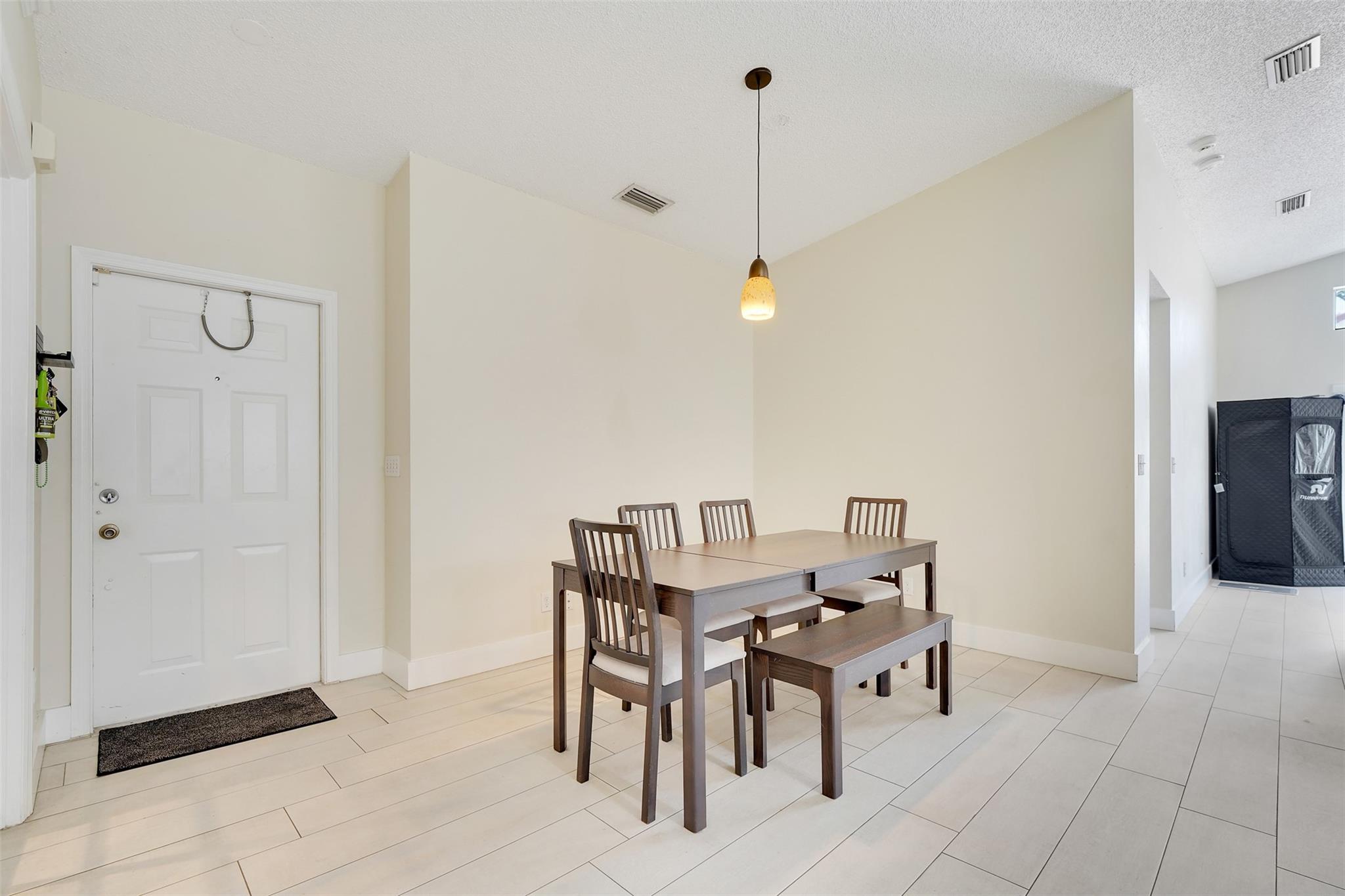 Silver Lakes Ph III Rep - Residential Lease