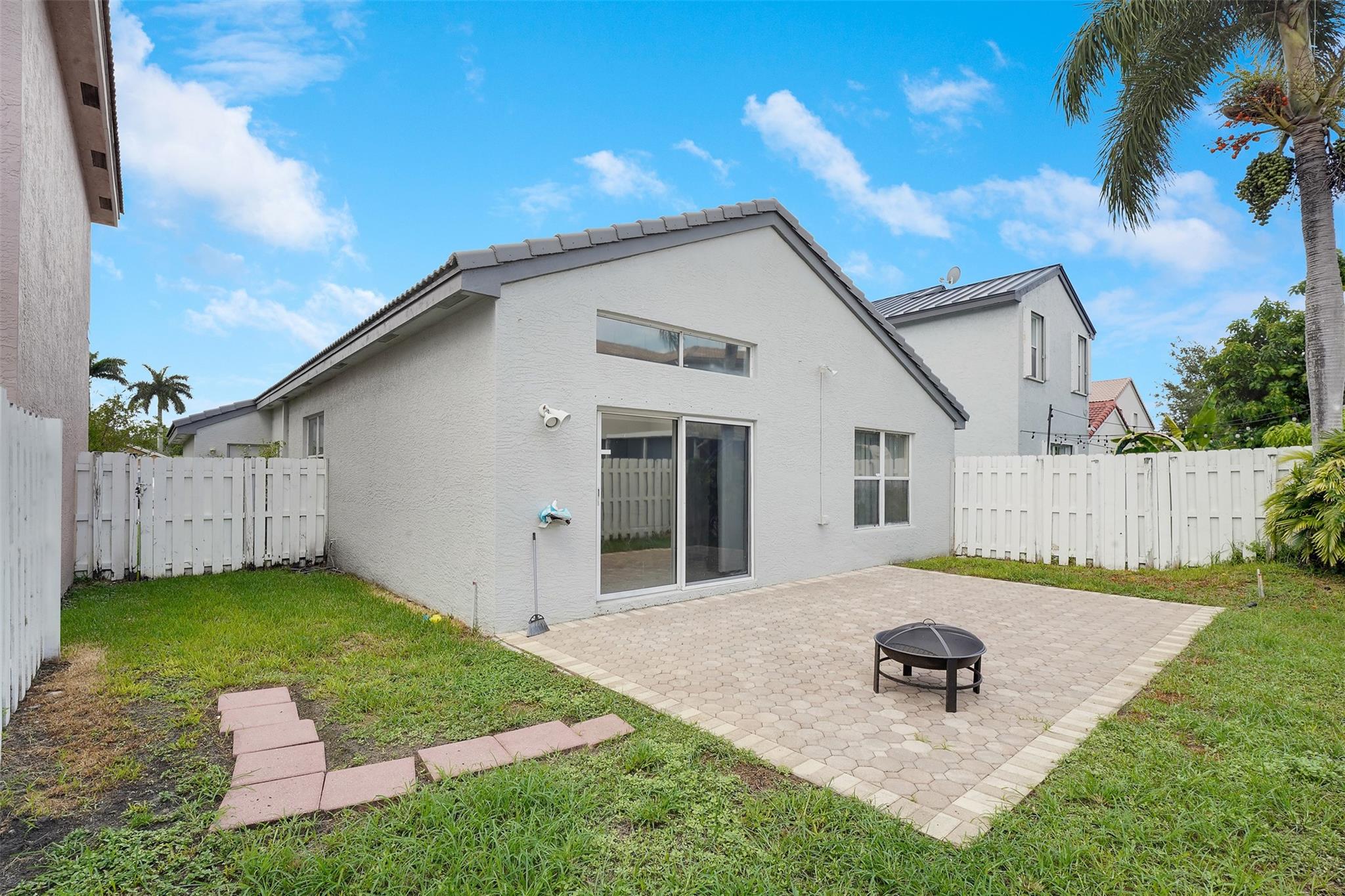 Silver Lakes Ph III Rep - Residential Lease