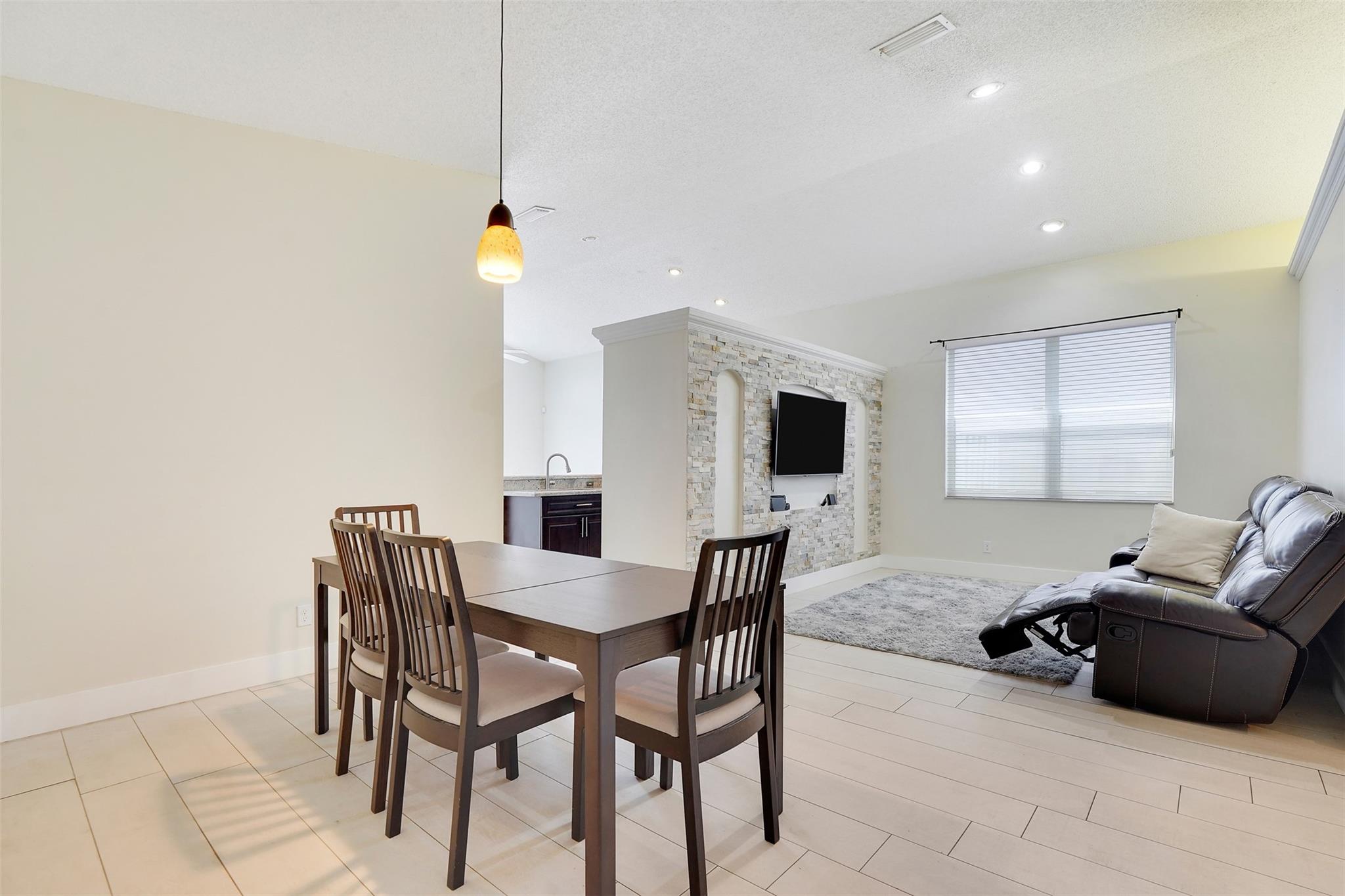 Silver Lakes Ph III Rep - Residential Lease