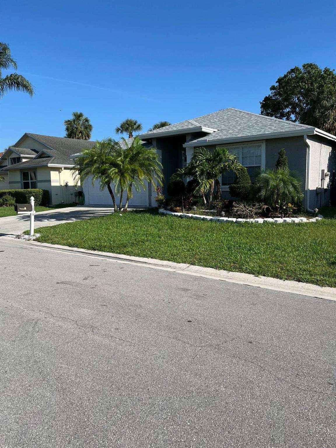 1028 Salmon Isle