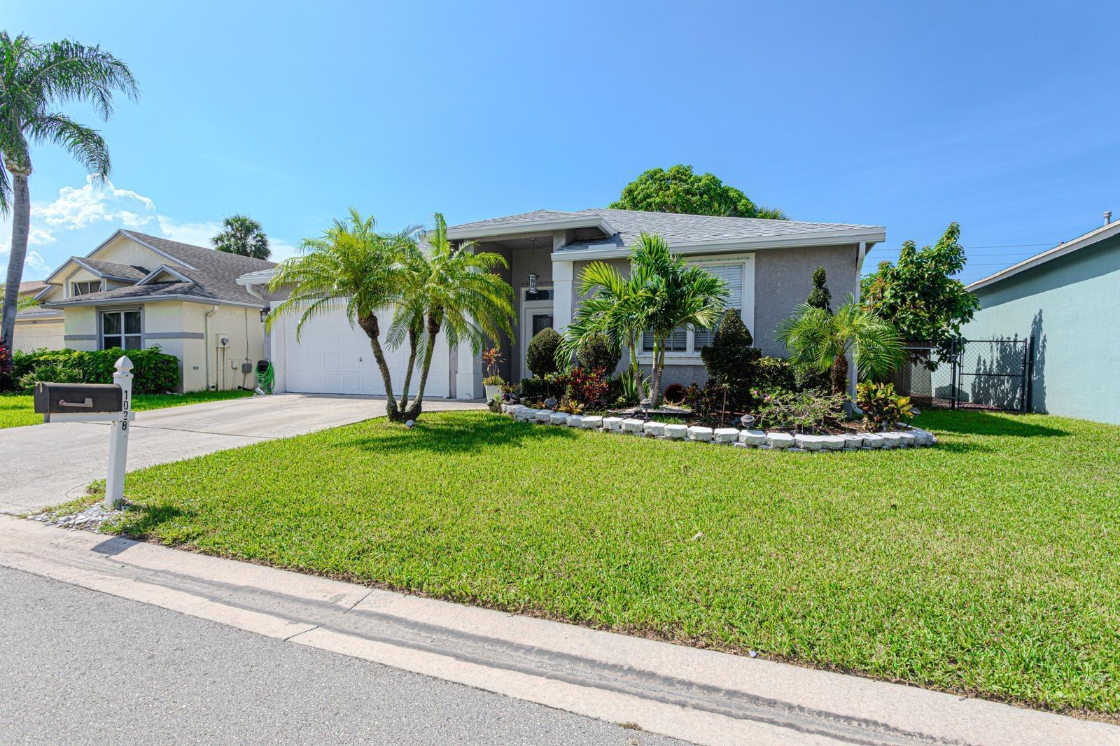 Properties 1028 Salmon Isle