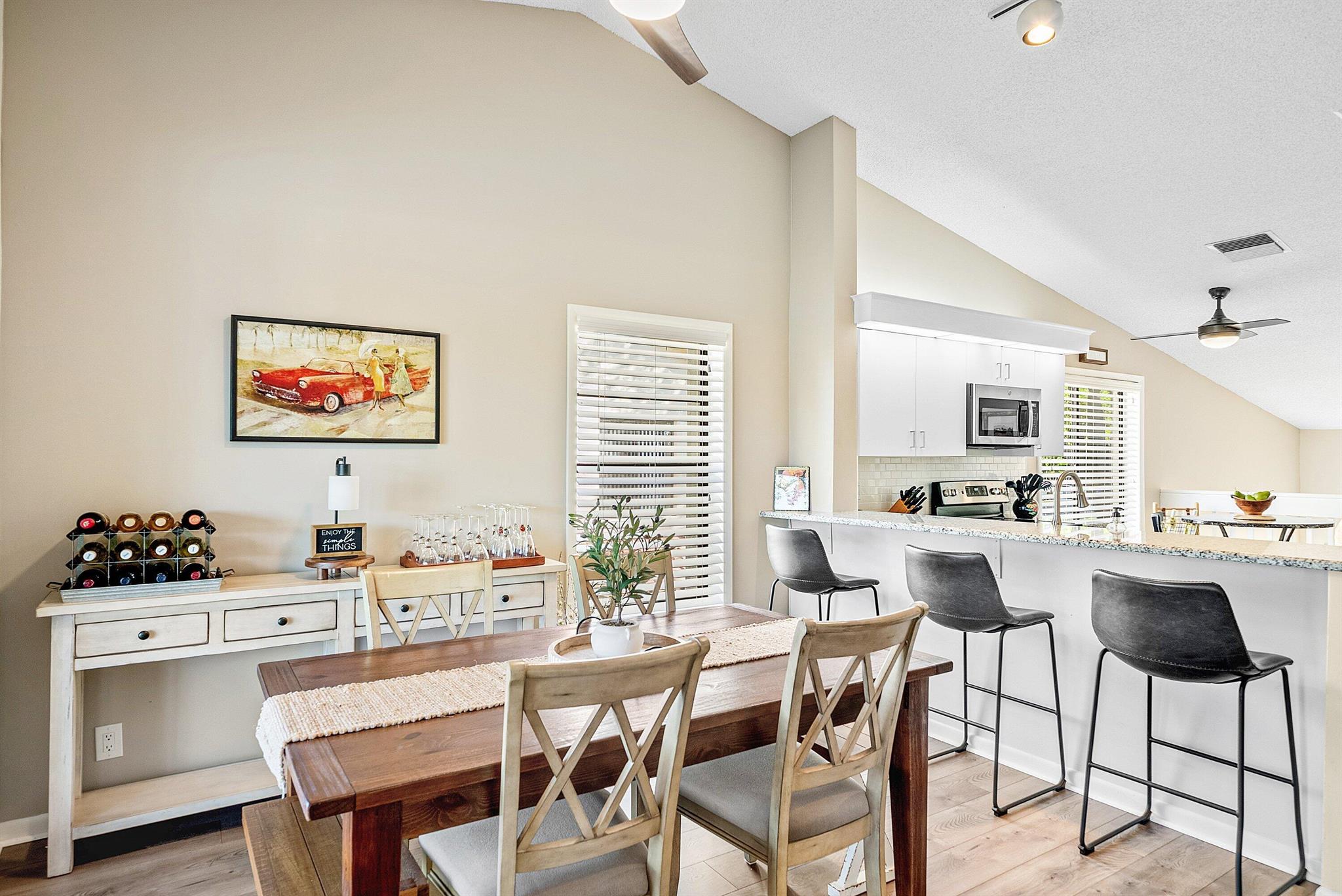 PALM CHASE LAKES - Residential