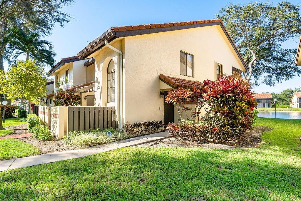 Photo of 10423 S Circle Lake Drive #202, Boynton Beach, FL 33437 (MLS # R11148393)