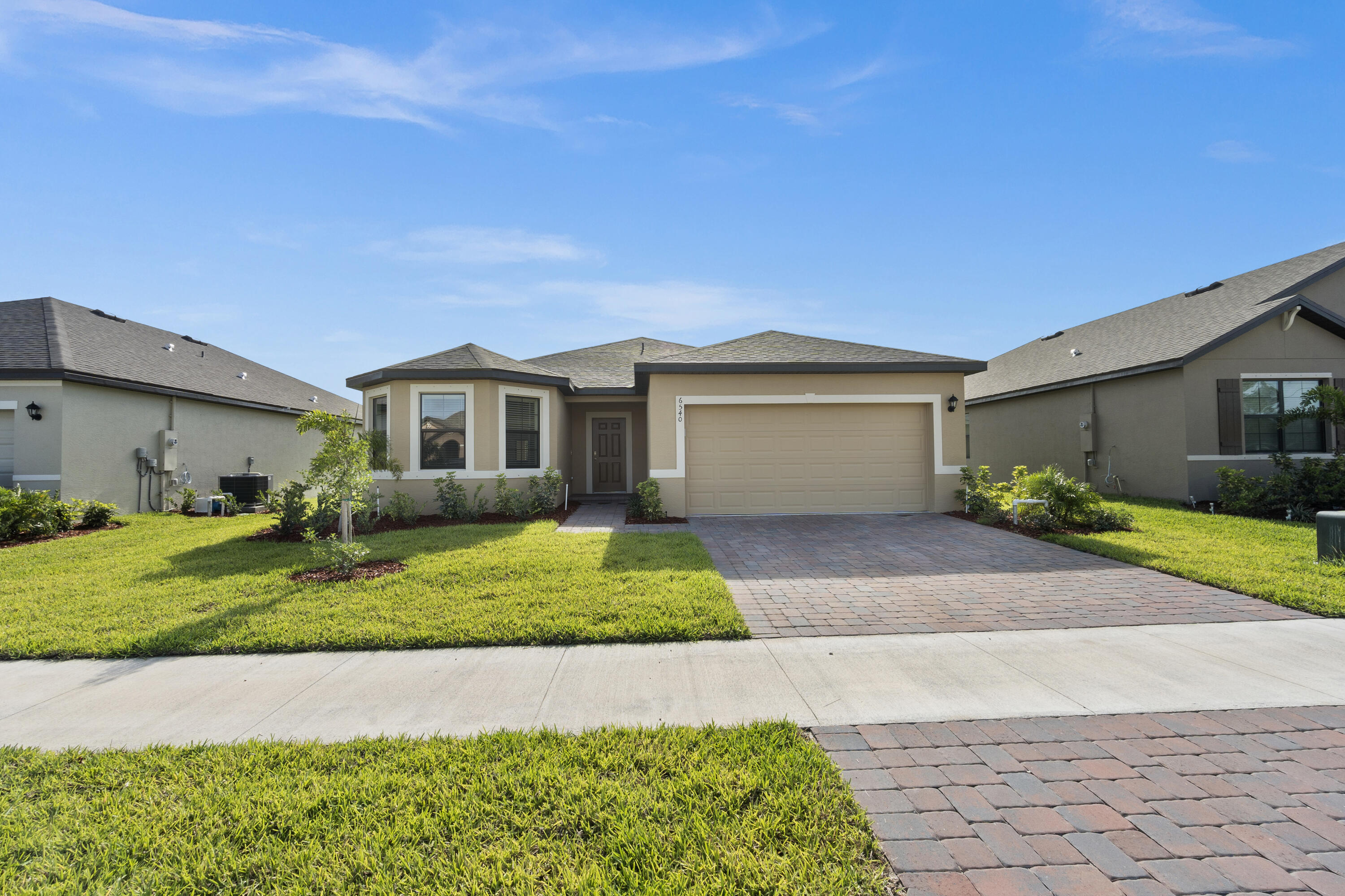 Come see this BRAND NEW, never been lived in CBS home. This 3/2 is ready for its new tenant! Located on a quiet cul-de-sac, this home is the perfect for those looking for peace and quiet. This is a brand new 2022 boasts a Great Room, beautiful Master Suite, with a separate laundry room! Don't let this pass you by!