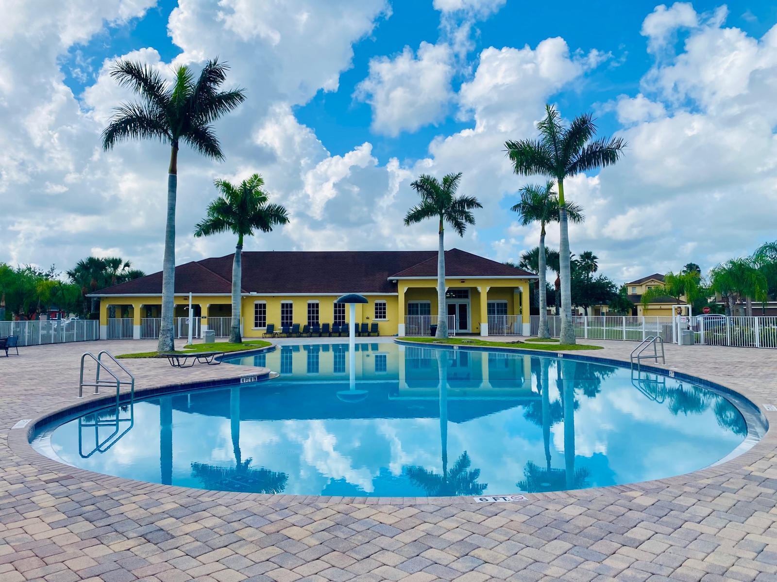 PALM BREEZES PHAE 3A - Residential Lease