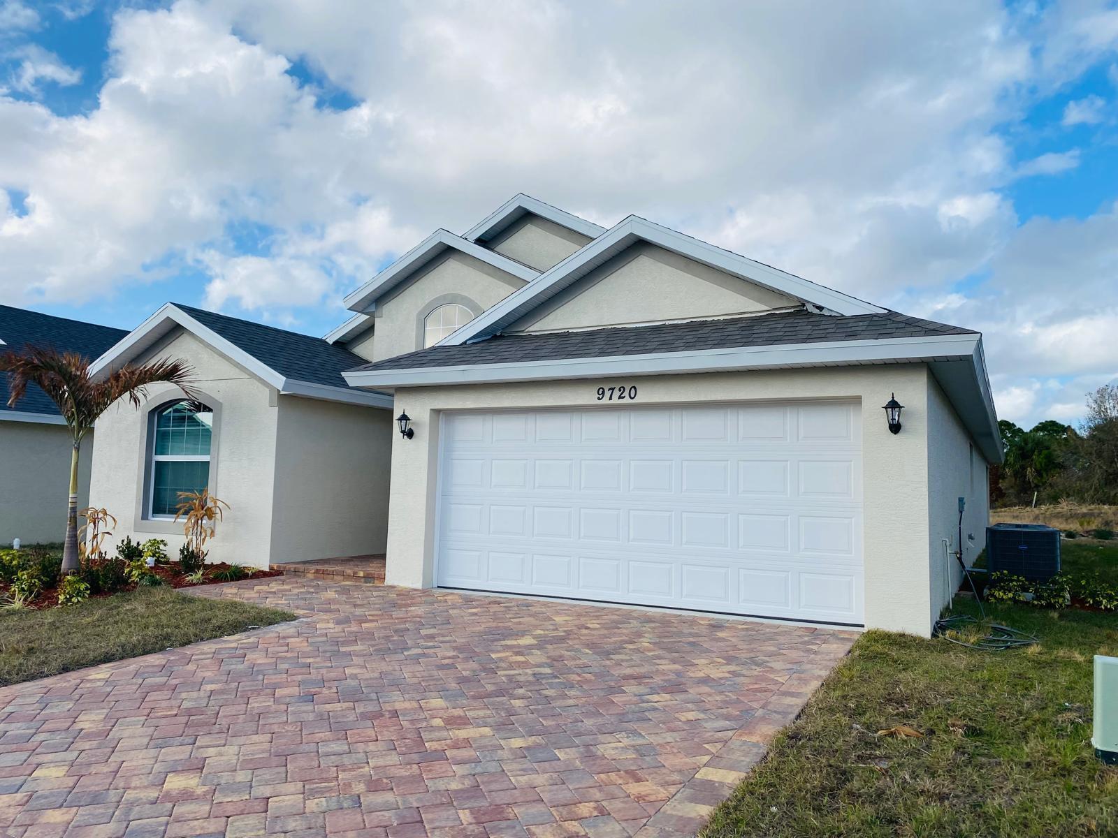 PALM BREEZES PHAE 3A - Residential Lease