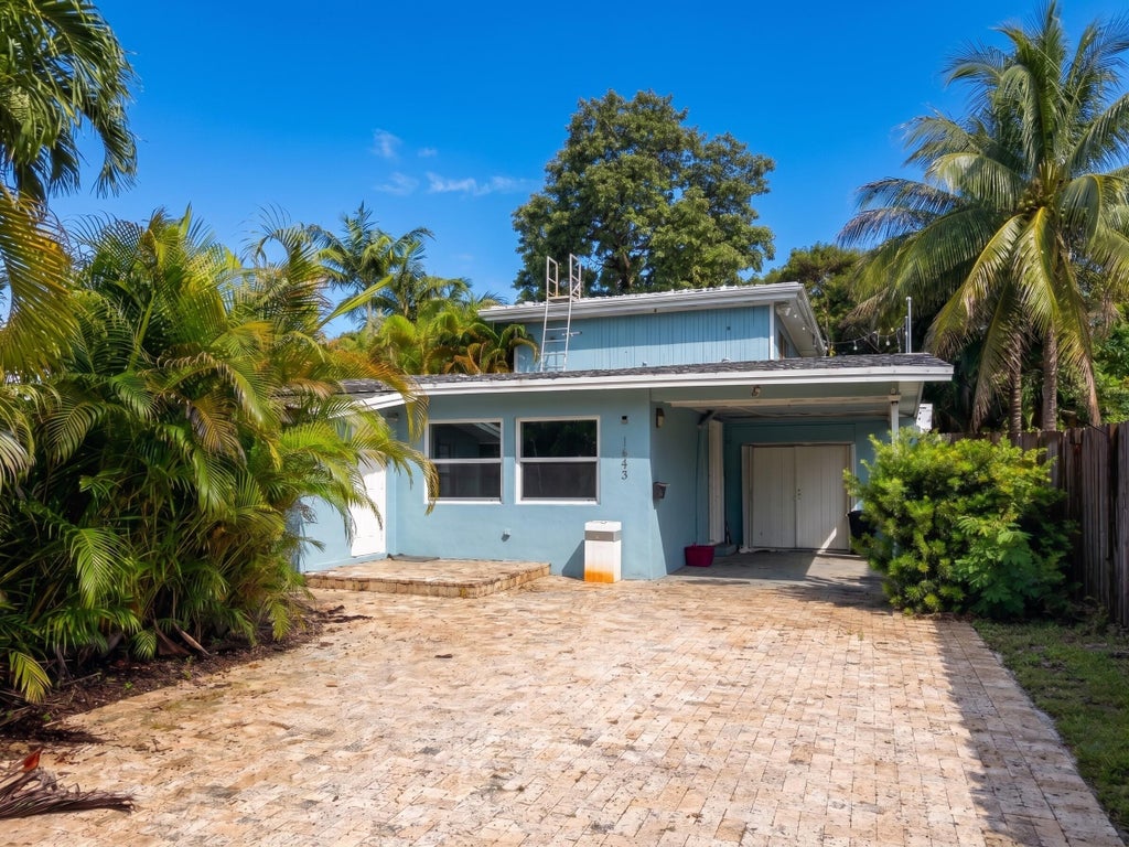 Photo of 1643 NE 8TH Avenue, Fort Lauderdale, FL 33305 (MLS # B26075350)