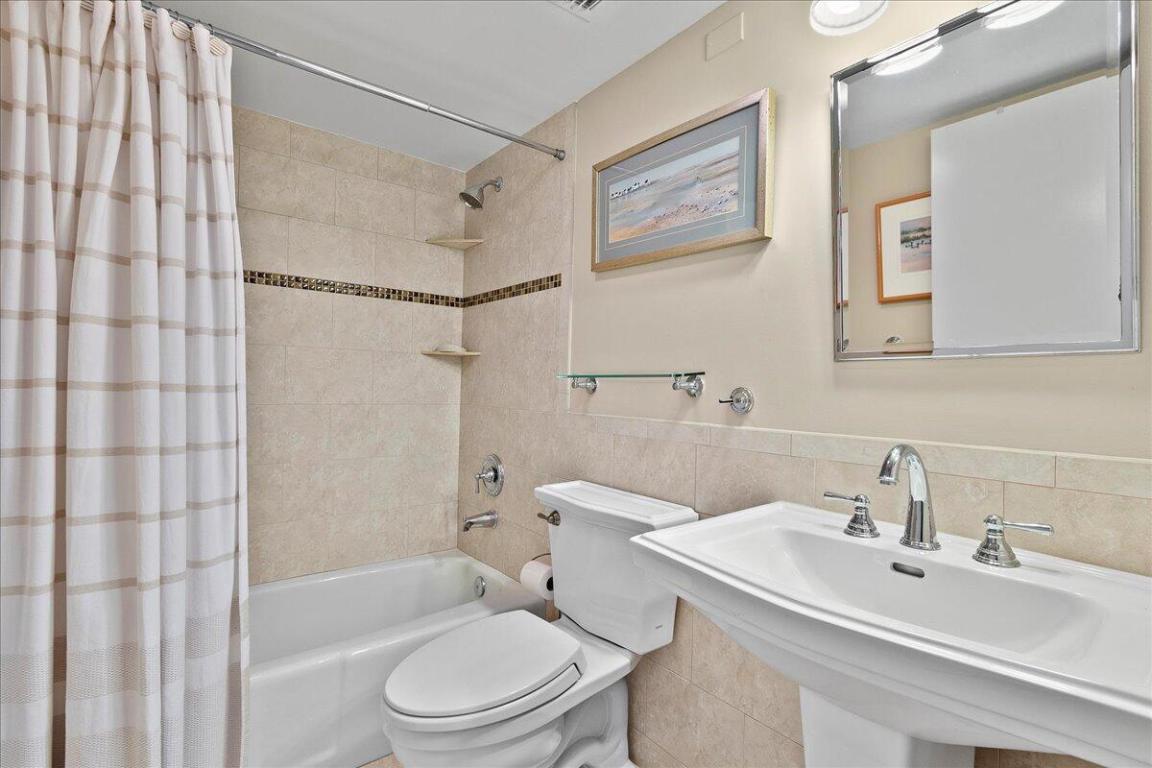 BAY COLONY CONDO - Residential