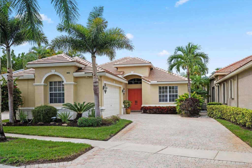 Photo of 10934 Northgreen Drive, Lake Worth, FL 33449 (MLS # R11150154)