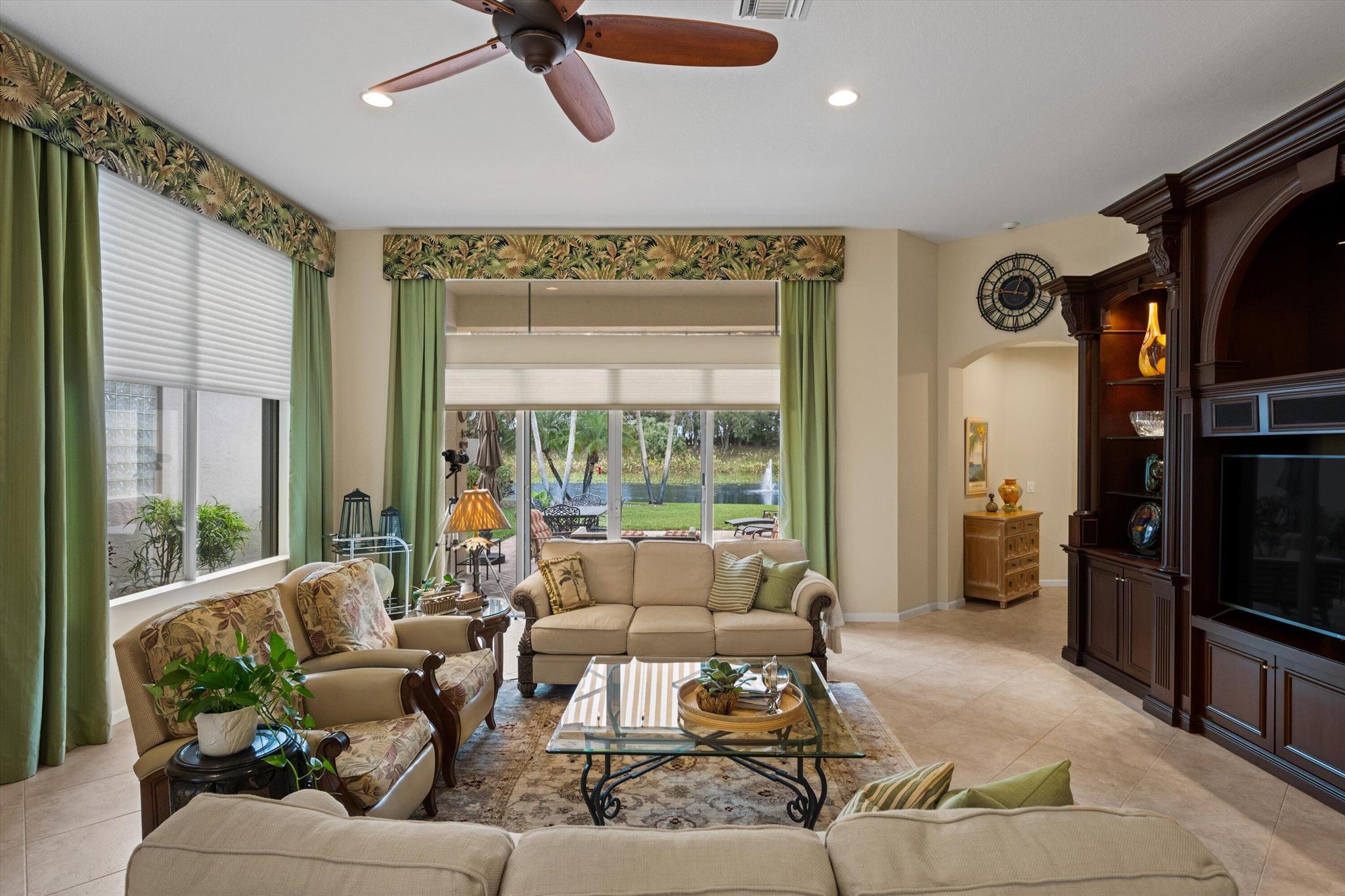 Wycliffe Golf & Country C - Residential