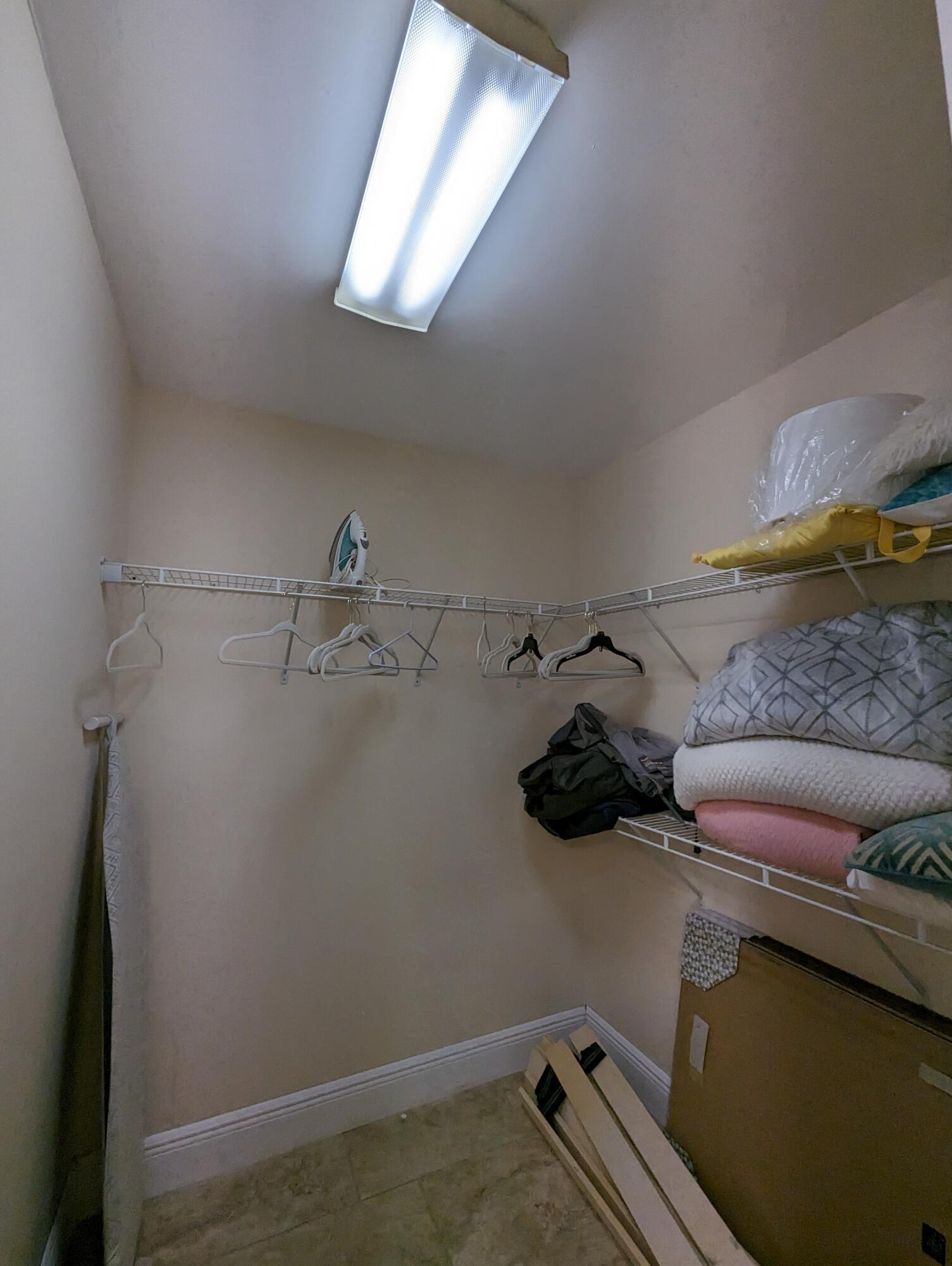 SOUTHRIDGE - Residential