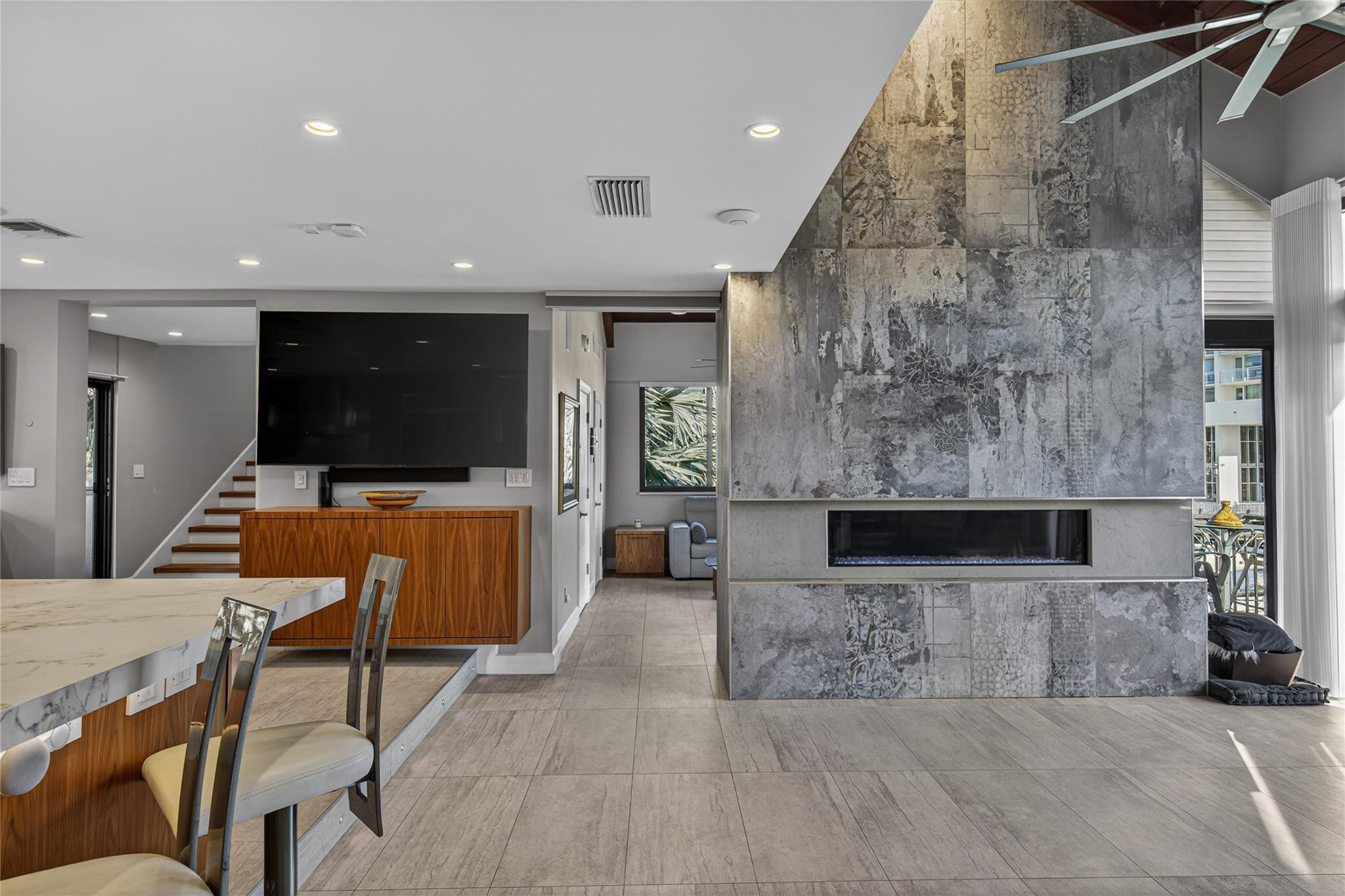 17 Port Side Drive 17A