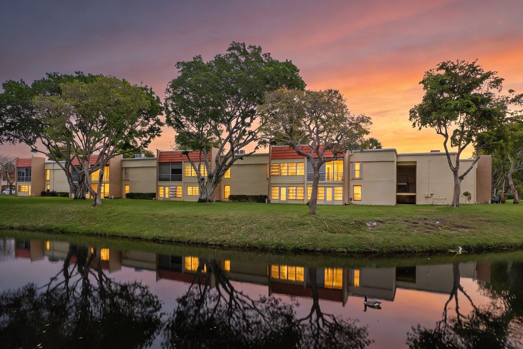 Photo of 2800 Fiore Way #1080, Delray Beach, FL 33445 (MLS # B26004717)