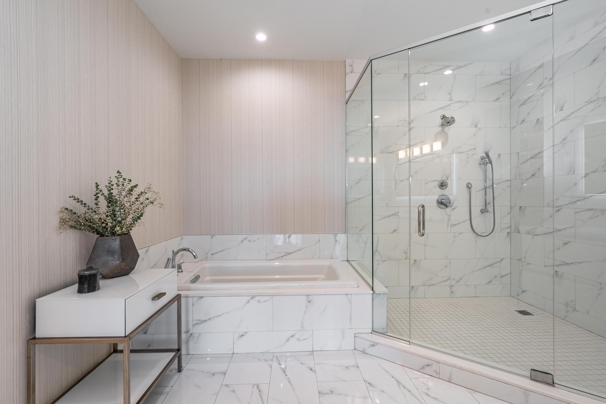 AQUALUNA LAS OLAS - Residential