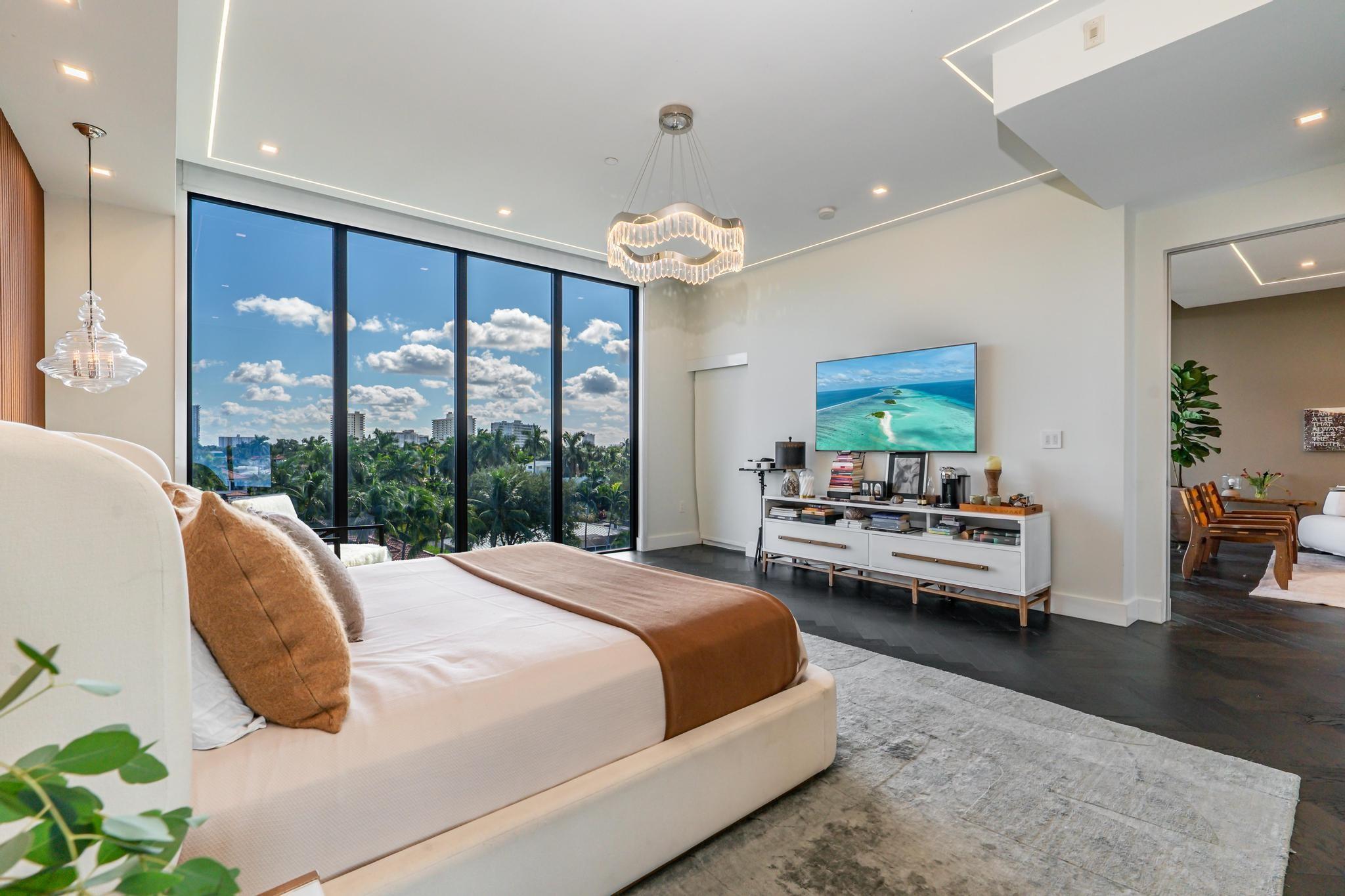 AQUALUNA LAS OLAS - Residential