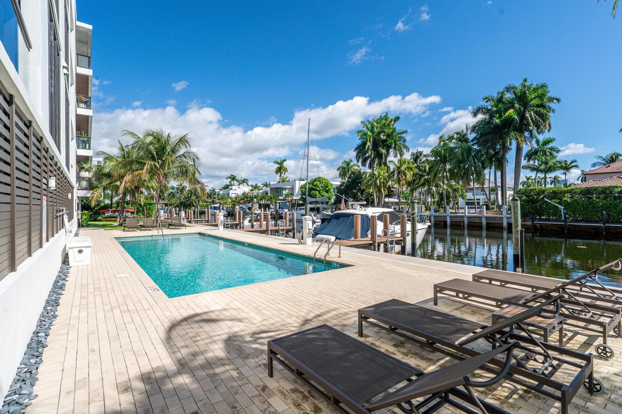 AQUALUNA LAS OLAS - Residential