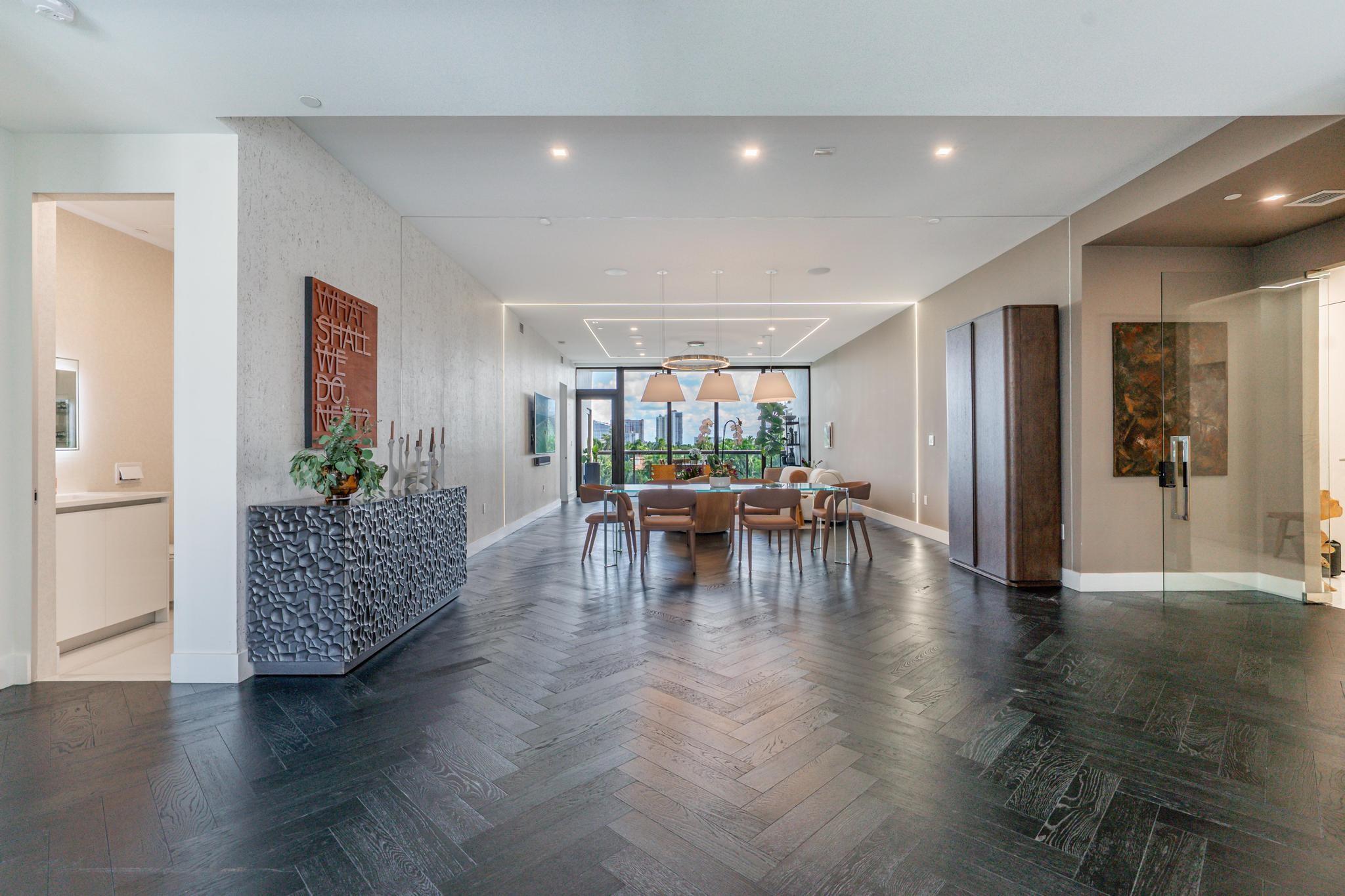 AQUALUNA LAS OLAS - Residential