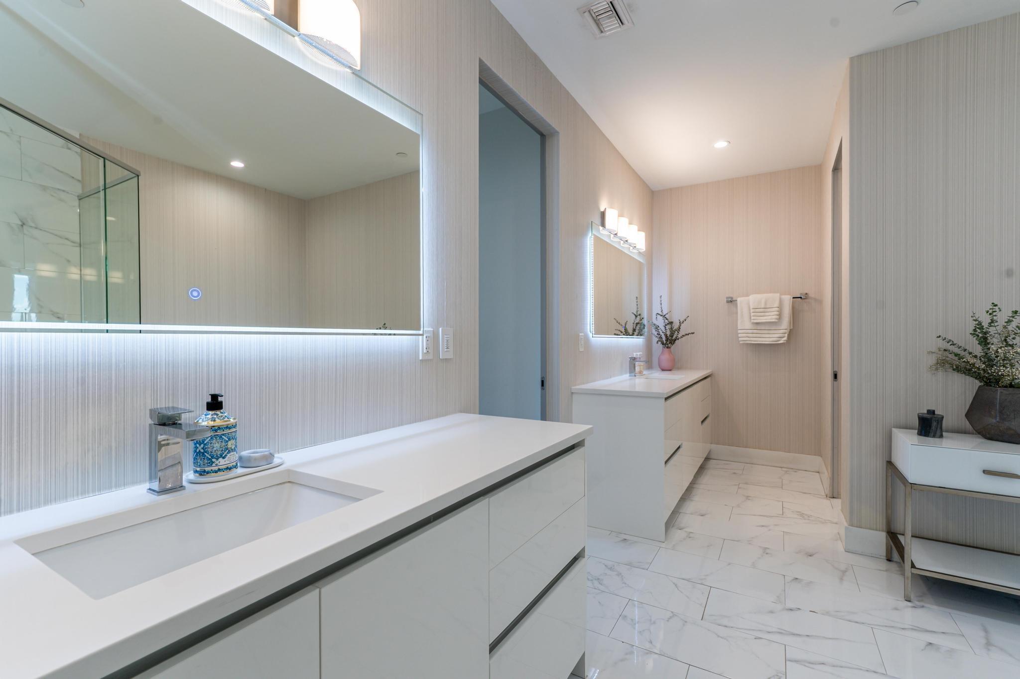 AQUALUNA LAS OLAS - Residential