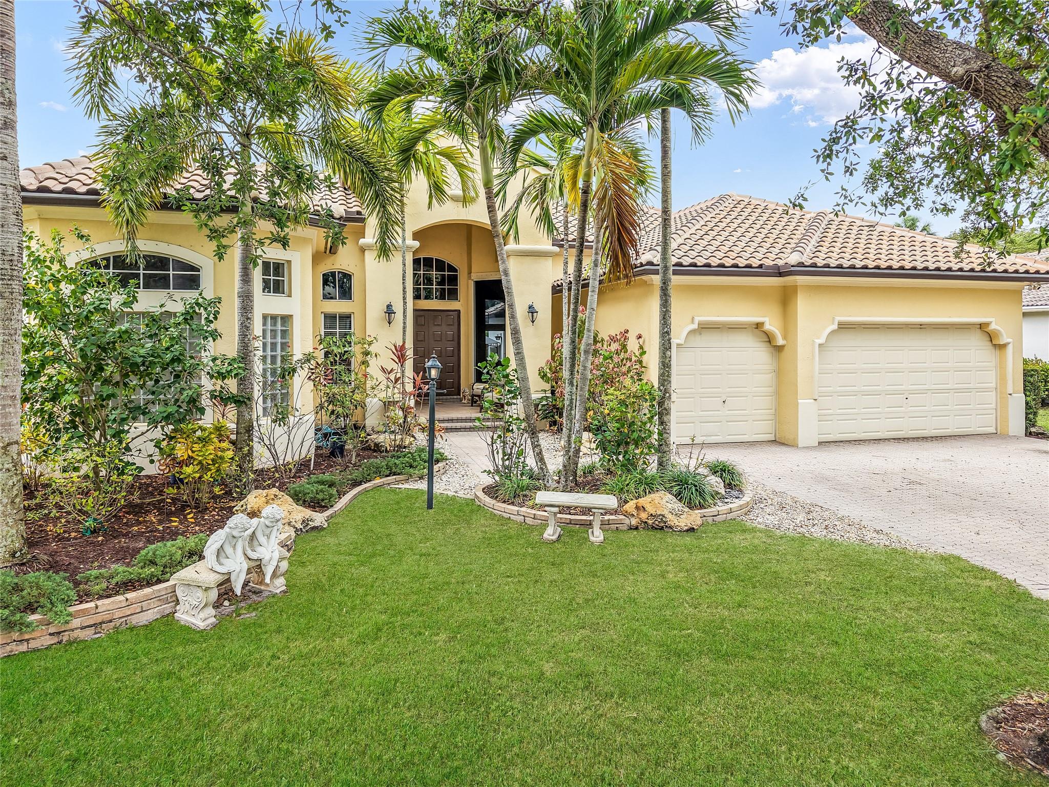 6543 NW 105th Ter