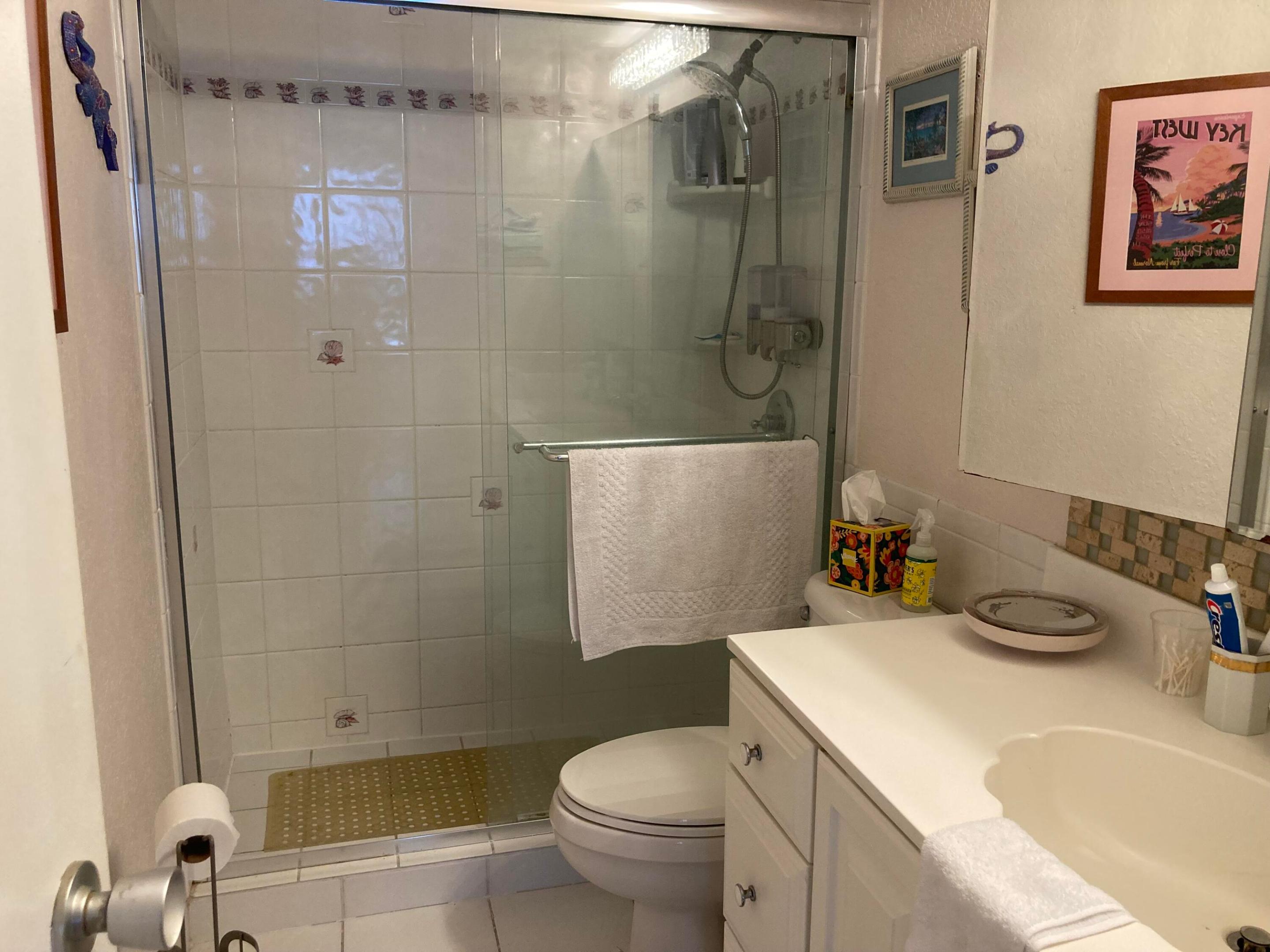 OCEAN SUMMIT - Residential Lease