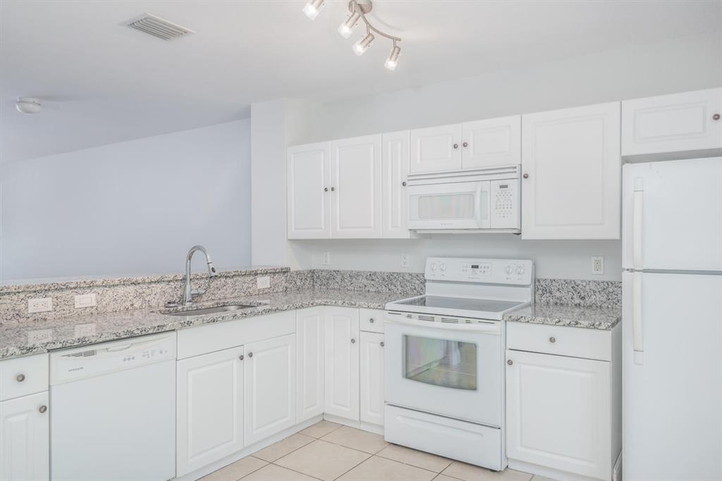 INDIAN RIVER LANDING - Residential