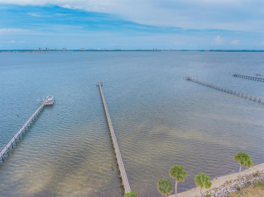 INDIAN RIVER LANDING - Residential