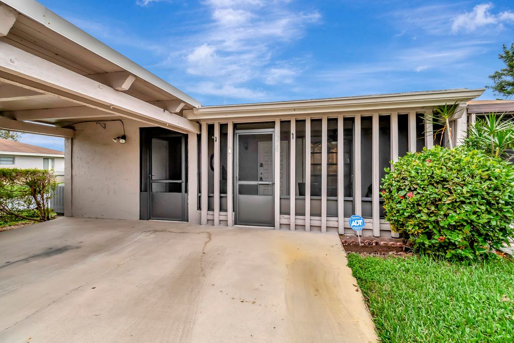 Photo of 6836 Moonlit Drive, Delray Beach, FL 33446 (MLS # R10946156)