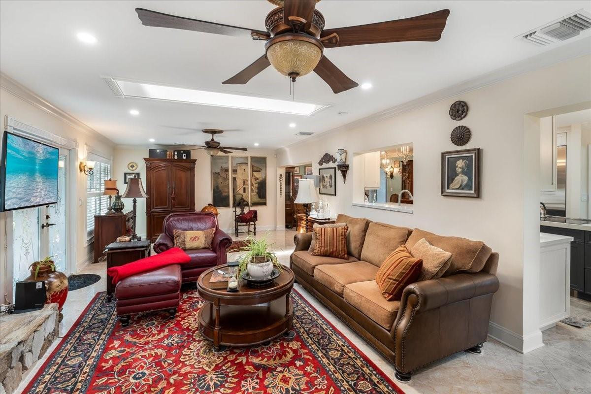 Chambers Land Co Sub Se1/ - Residential