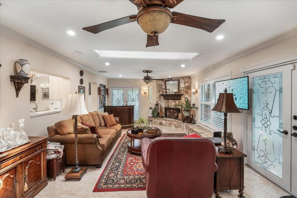 Chambers Land Co Sub Se1/ - Residential