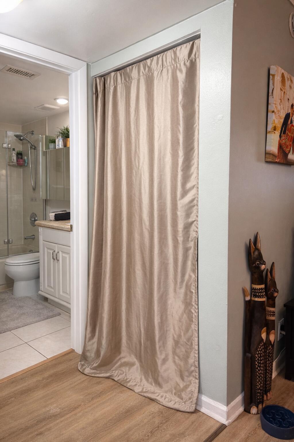 LAKE EMERALD CONDOMINIUM NO ONE - Residential