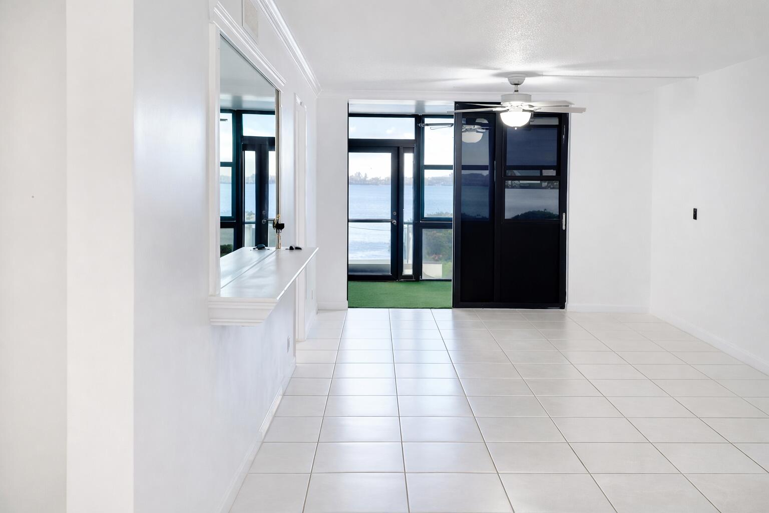 LAKE EMERALD CONDOMINIUM NO ONE - Residential