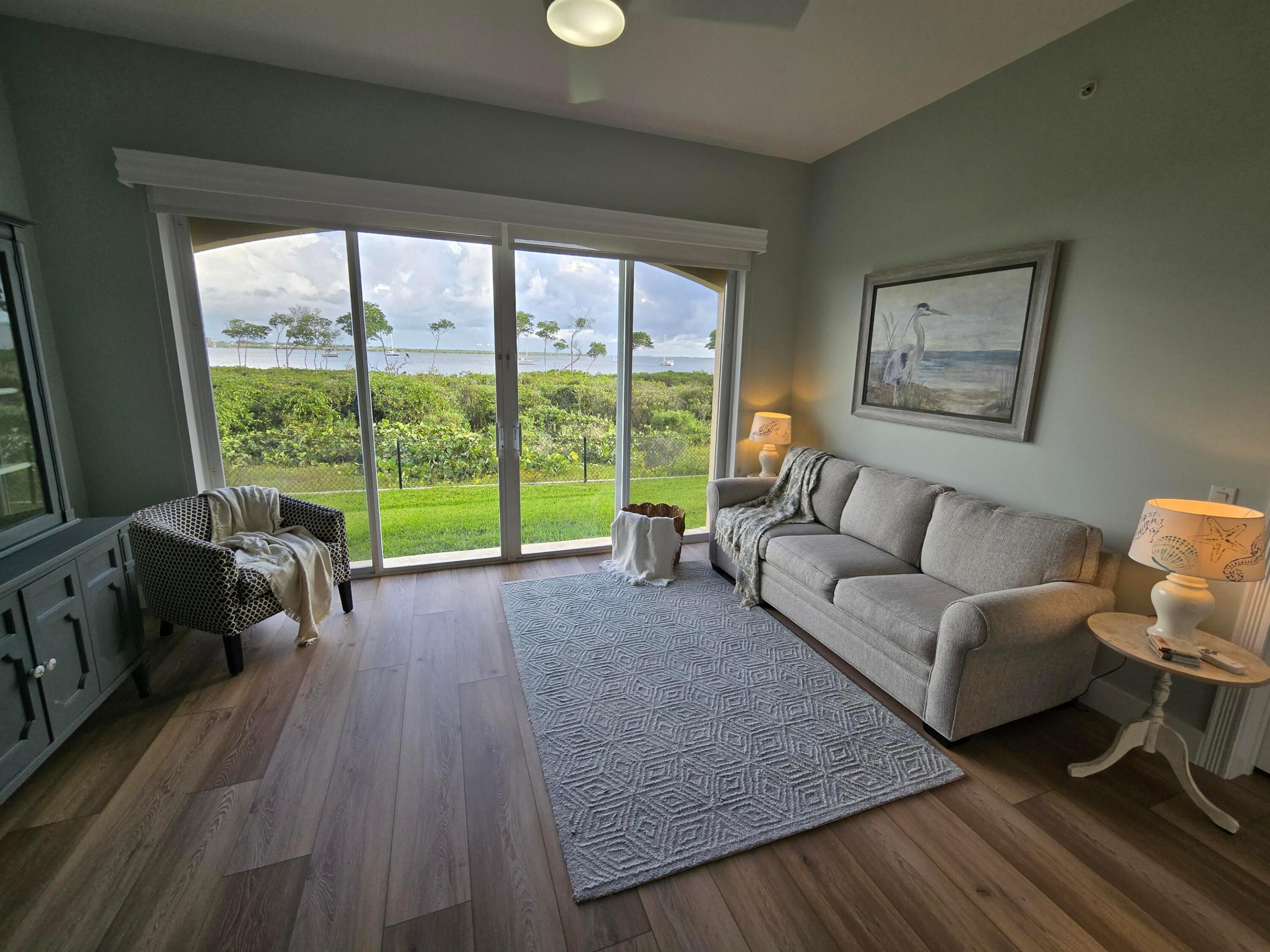 Harbour Isle West - Residential Lease