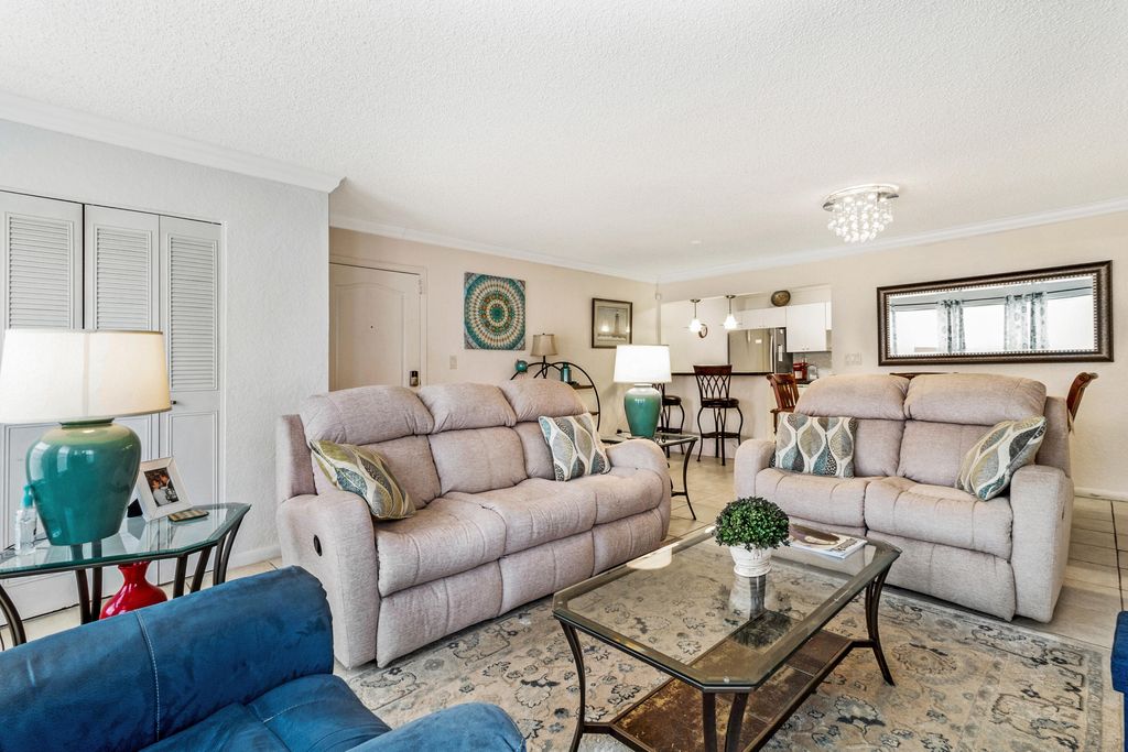 Photo of 760 SE 2nd Avenue #H106, Deerfield Beach, FL 33441 (MLS # R11162948)