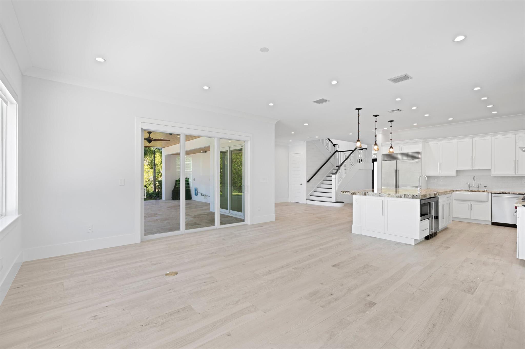 RIVER RIDGE (TEQUESTA) - Residential