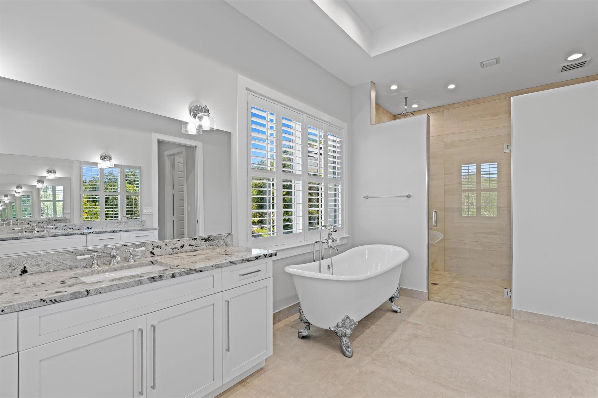 RIVER RIDGE (TEQUESTA) - Residential