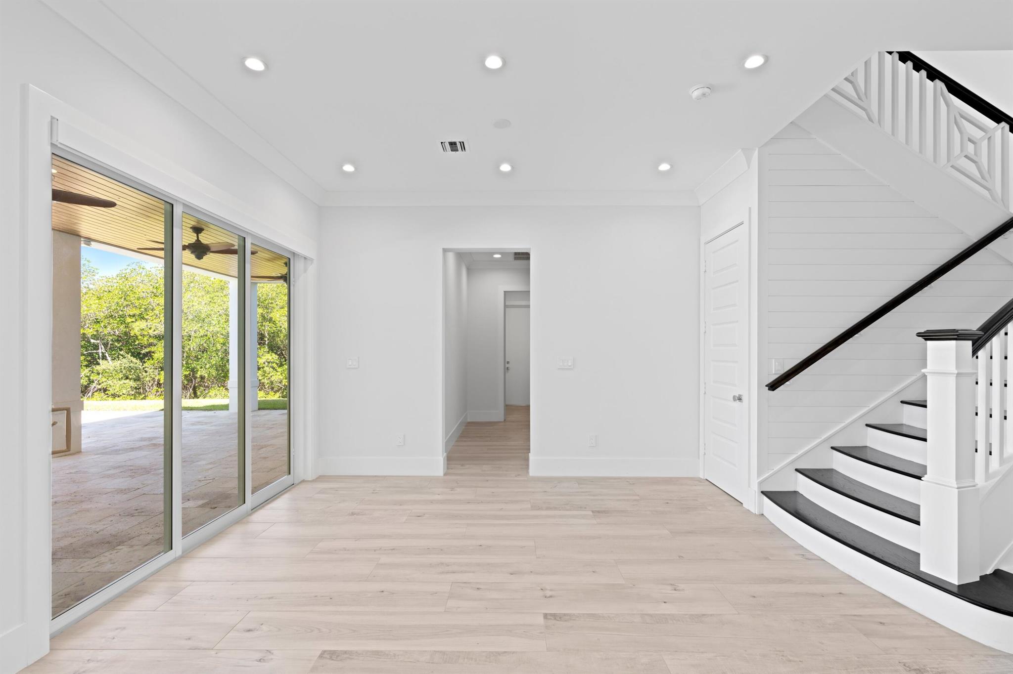 RIVER RIDGE (TEQUESTA) - Residential