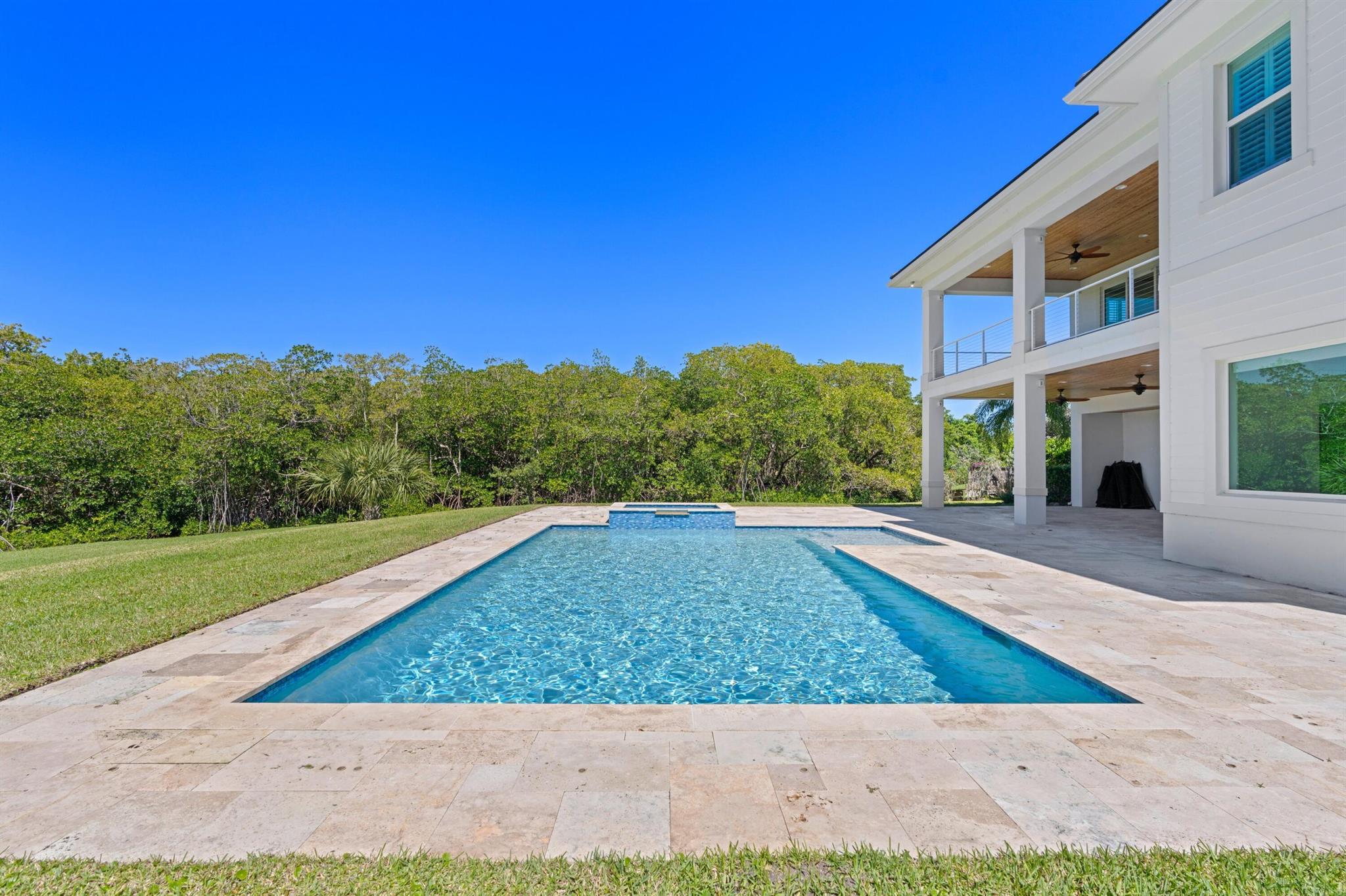 RIVER RIDGE (TEQUESTA) - Residential