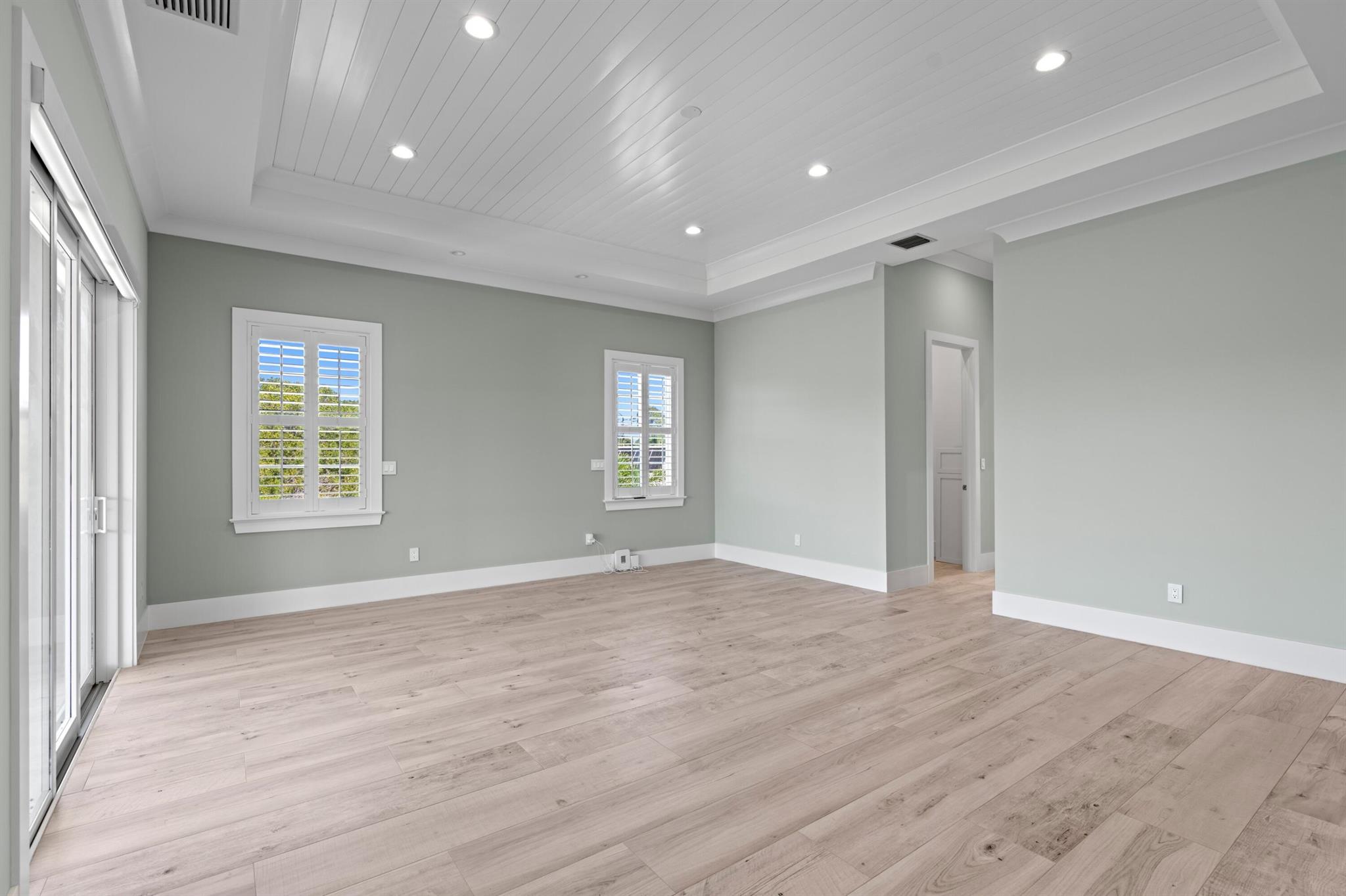 RIVER RIDGE (TEQUESTA) - Residential