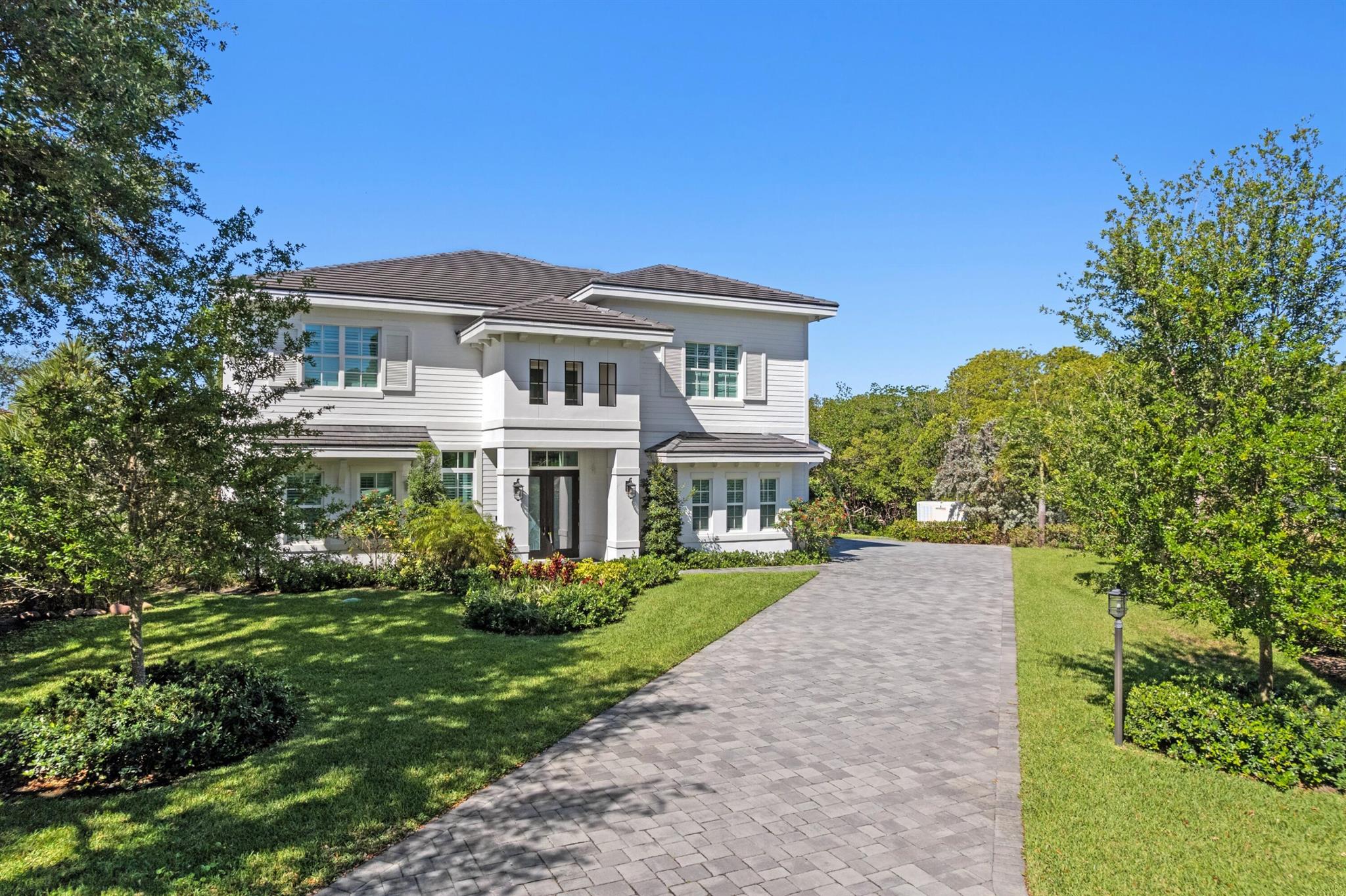 RIVER RIDGE (TEQUESTA) - Residential