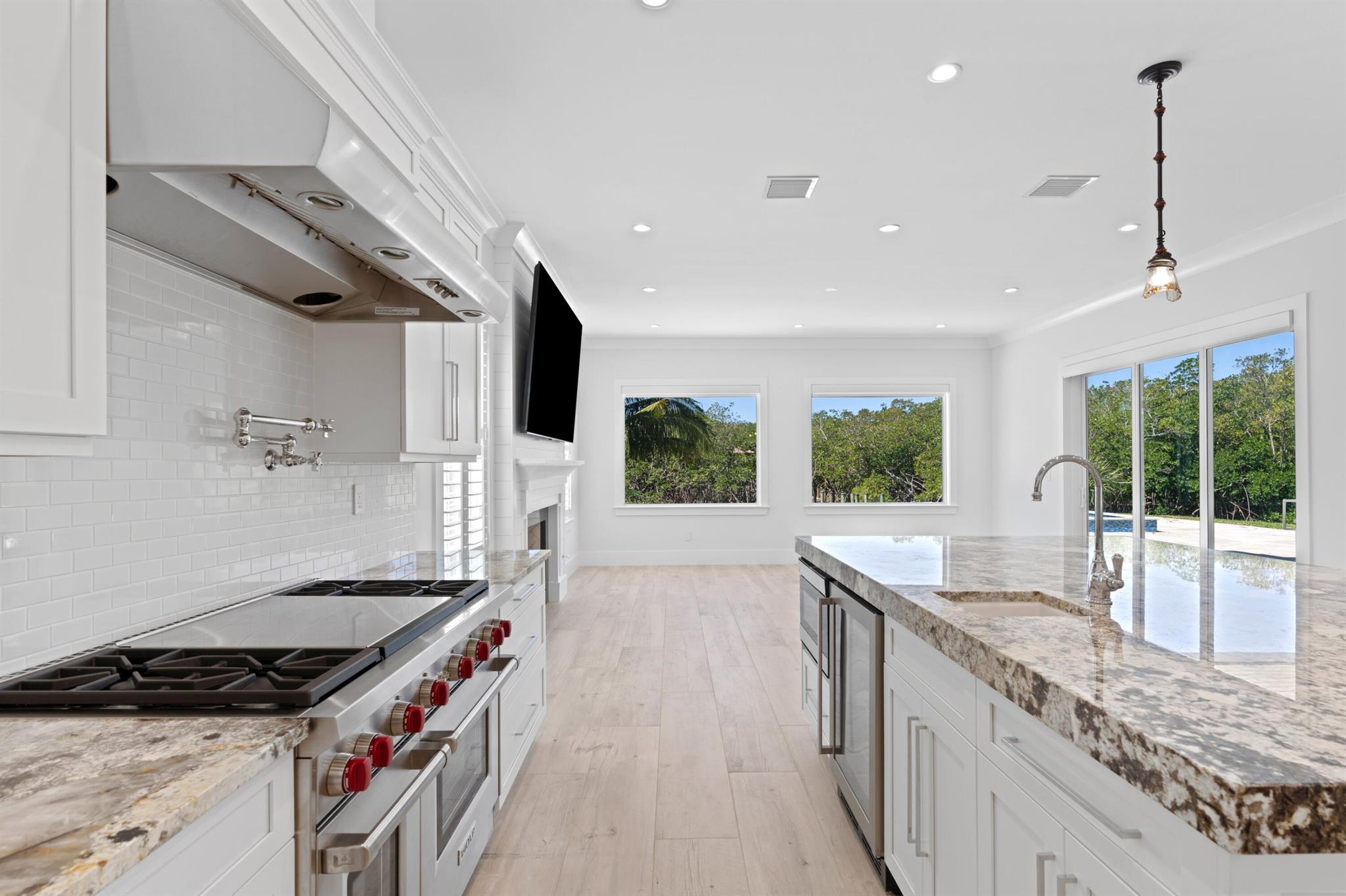 RIVER RIDGE (TEQUESTA) - Residential