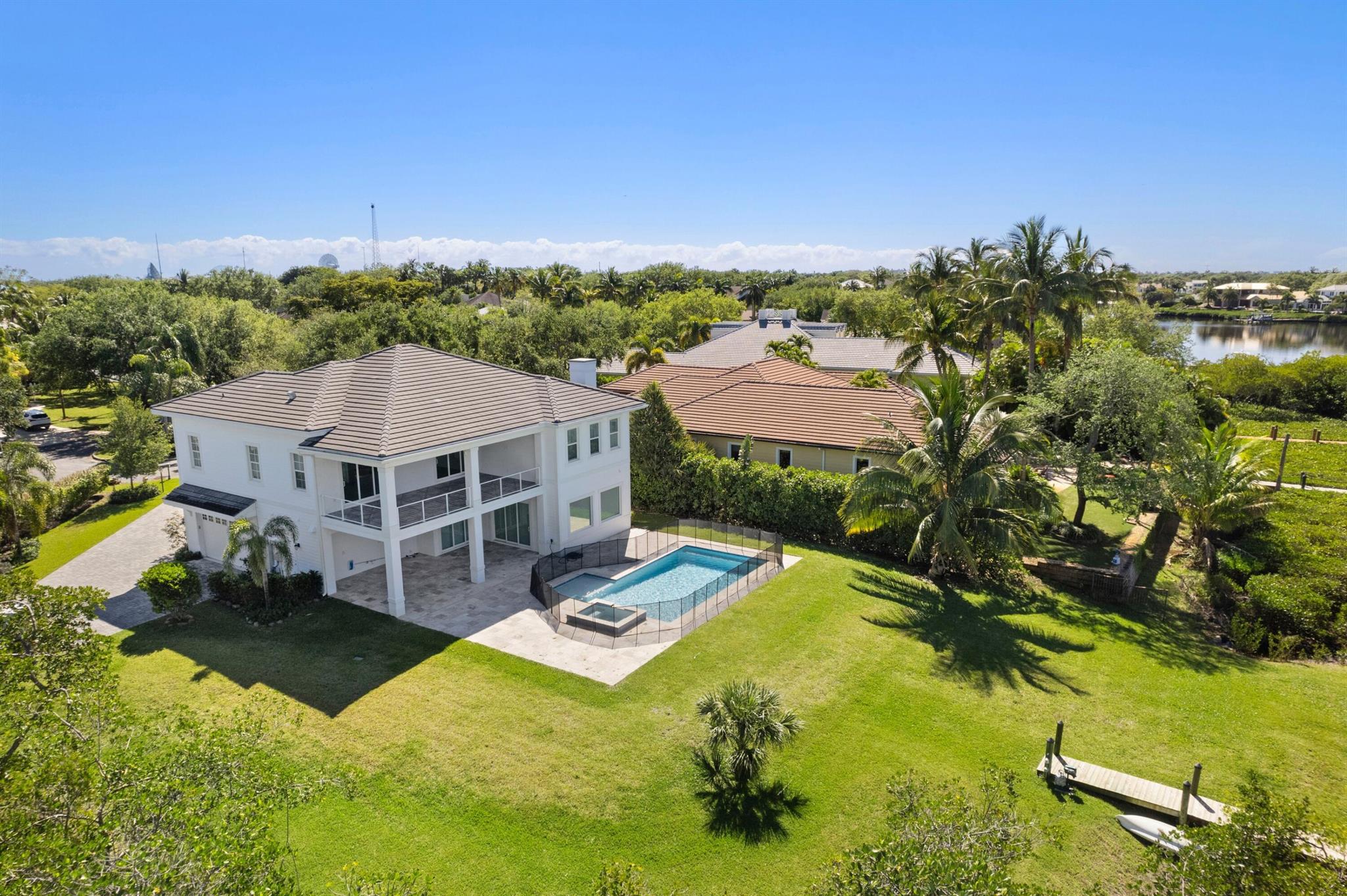 RIVER RIDGE (TEQUESTA) - Residential