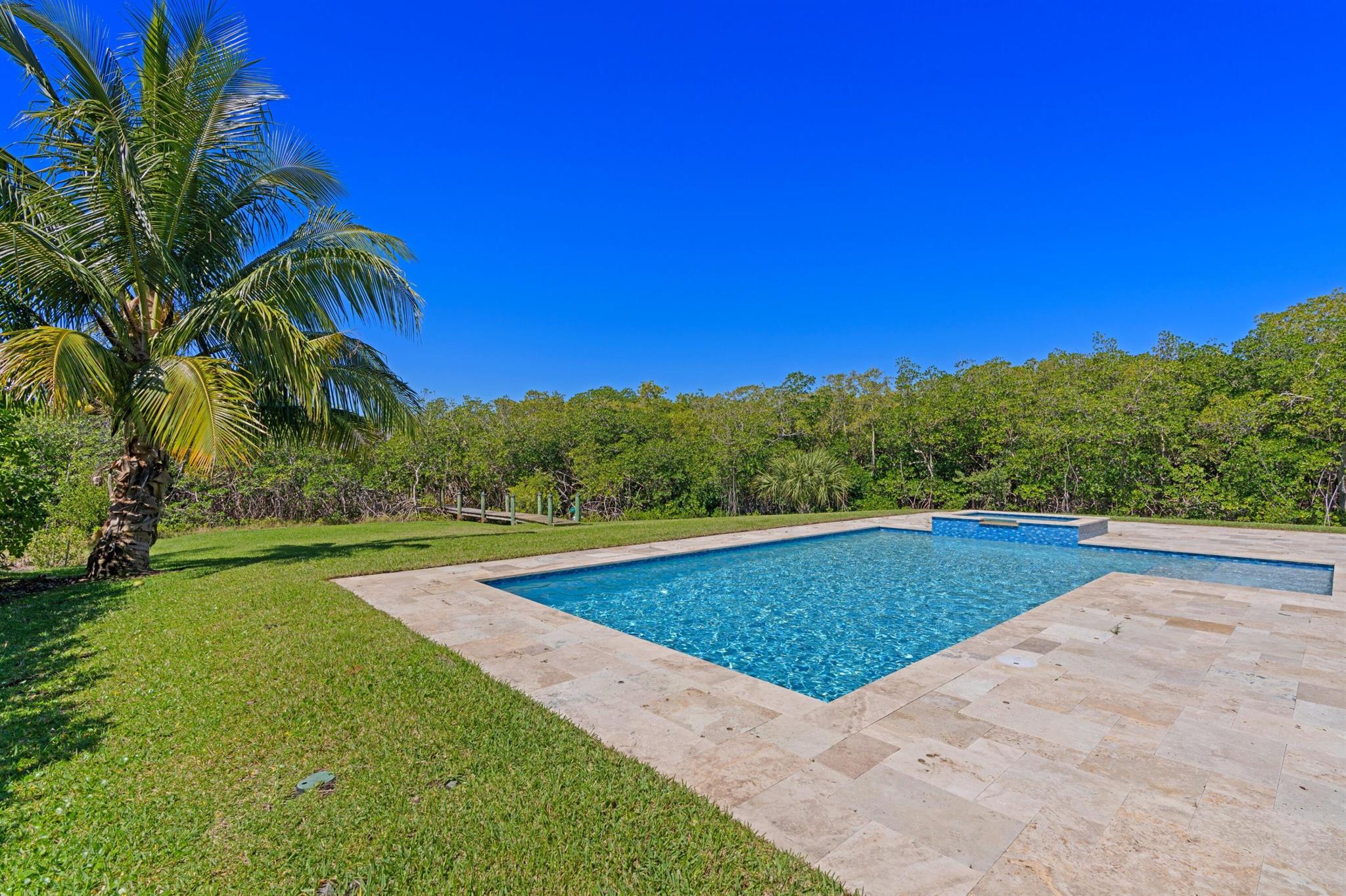 RIVER RIDGE (TEQUESTA) - Residential