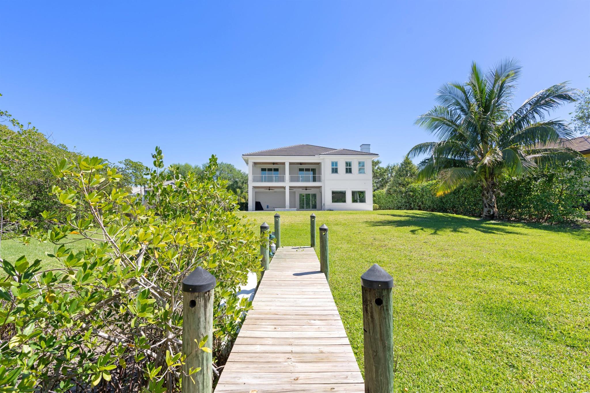 RIVER RIDGE (TEQUESTA) - Residential