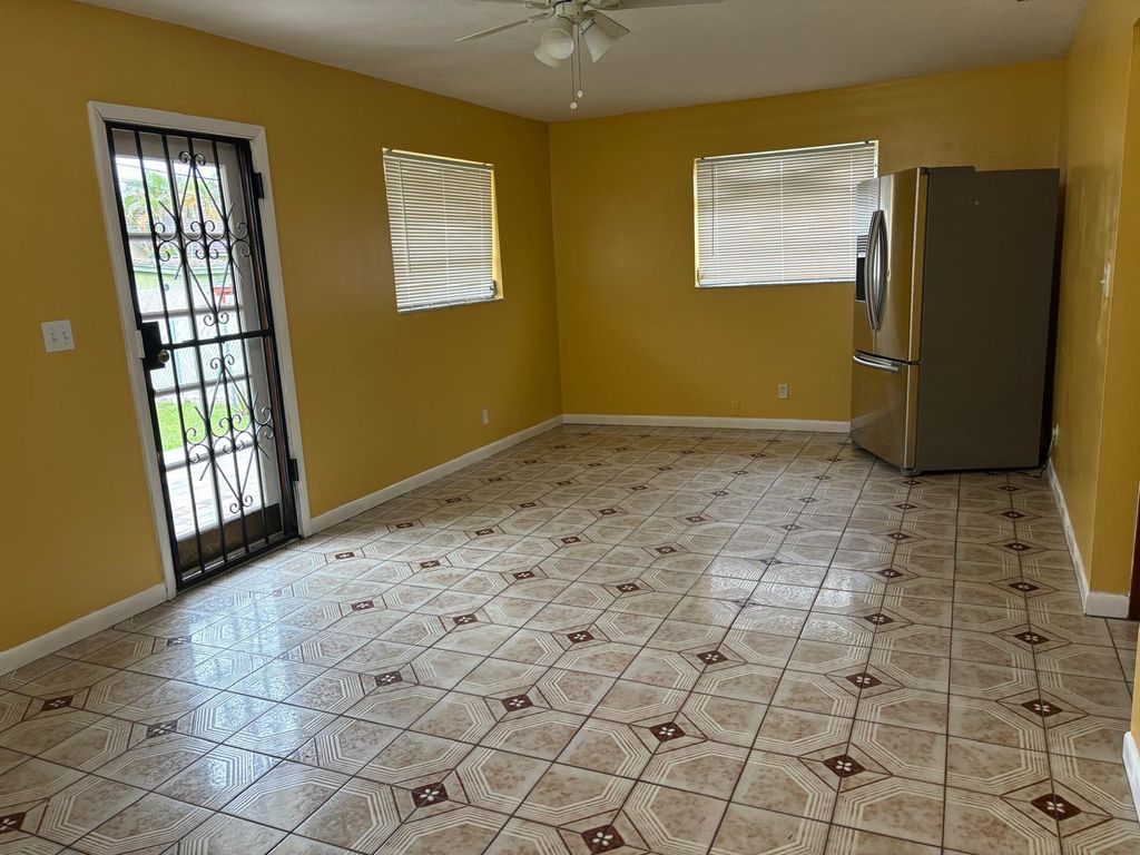 Photo of 1111 SW 24 Avenue, Fort Lauderdale, FL 33312 (MLS # R11124512)