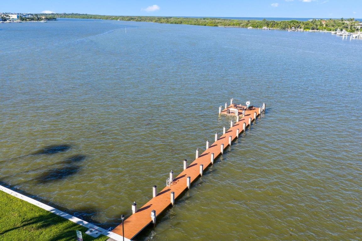 BROADVIEW CONDO - Residential