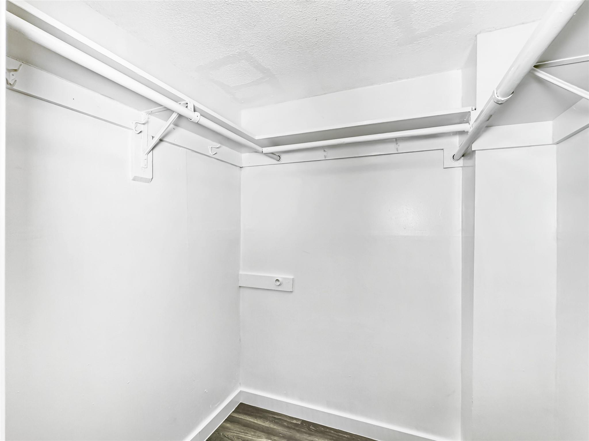 NO 5 PALM-AIRE COUNTRY CLUB - Residential