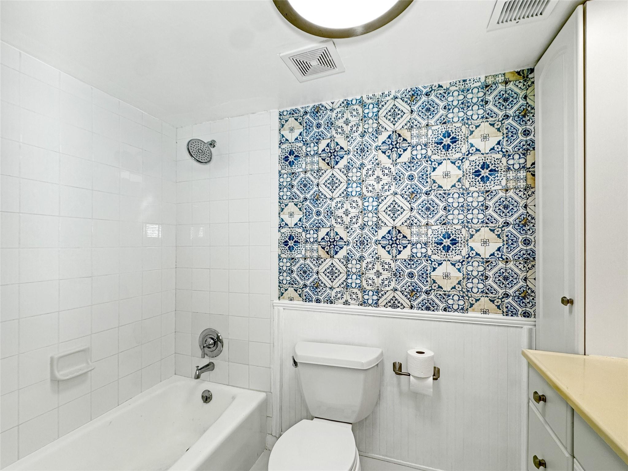 NO 5 PALM-AIRE COUNTRY CLUB - Residential
