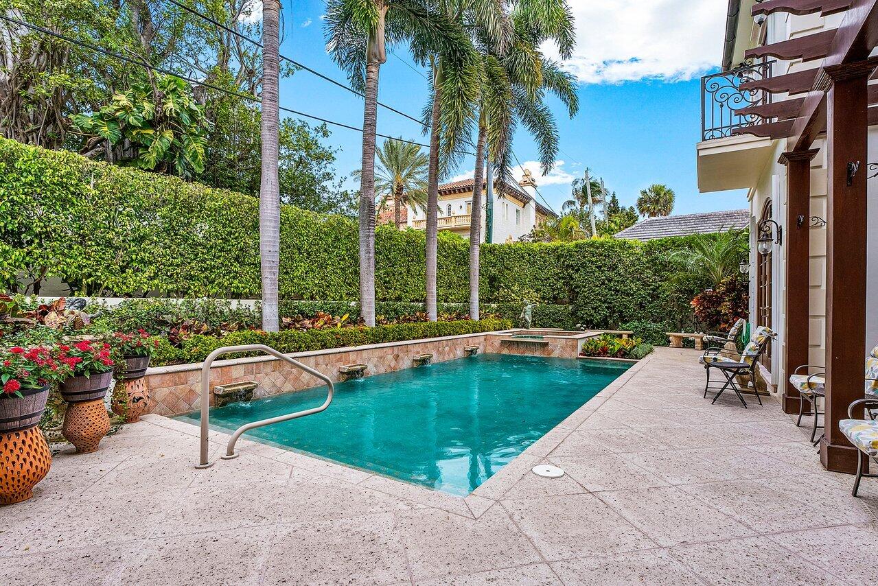 VIA VIZCAYA ADD IN - Residential