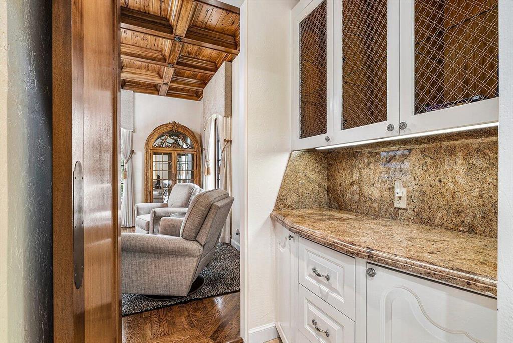 VIA VIZCAYA ADD IN - Residential