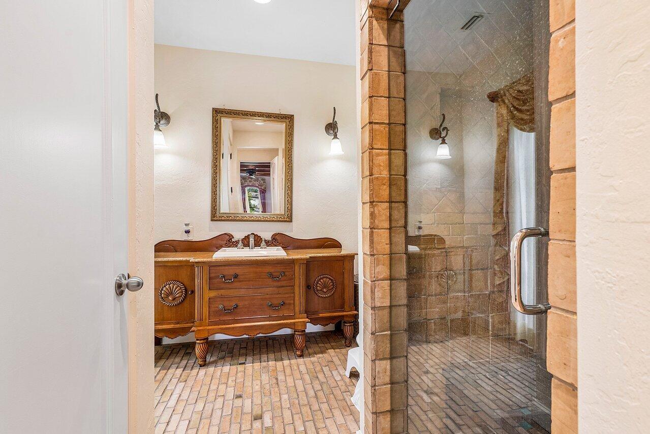 VIA VIZCAYA ADD IN - Residential